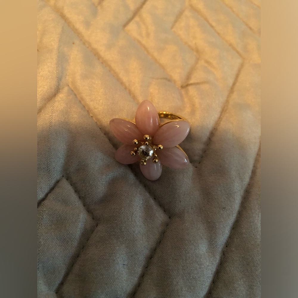 Flower ring